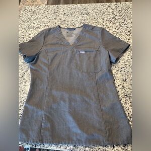 Figs scrub top graphite size women’s medium great condition